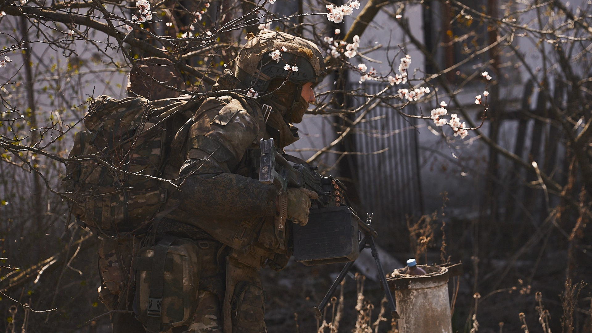 Президент России присвоил одному из полков 98-й дивизии ВДВ звание «гвардейский»