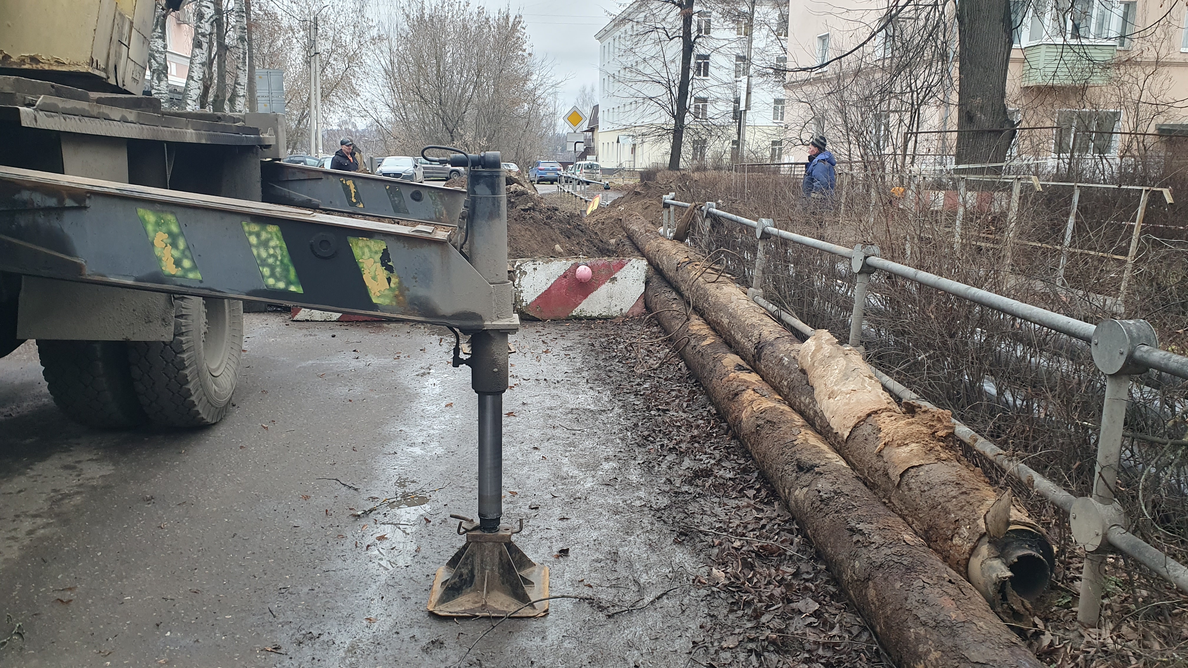 На улице Советской ремонтируют водопровод