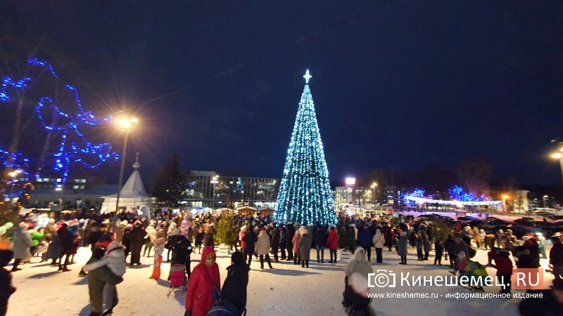 19 декабря Дед Мороз прибудет в Кинешму и зажжет огни на главной новогодней ёлке