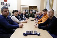 В военкомате Кинешмы чествовали предпринимателей, помогающим десантникам в зоне СВО