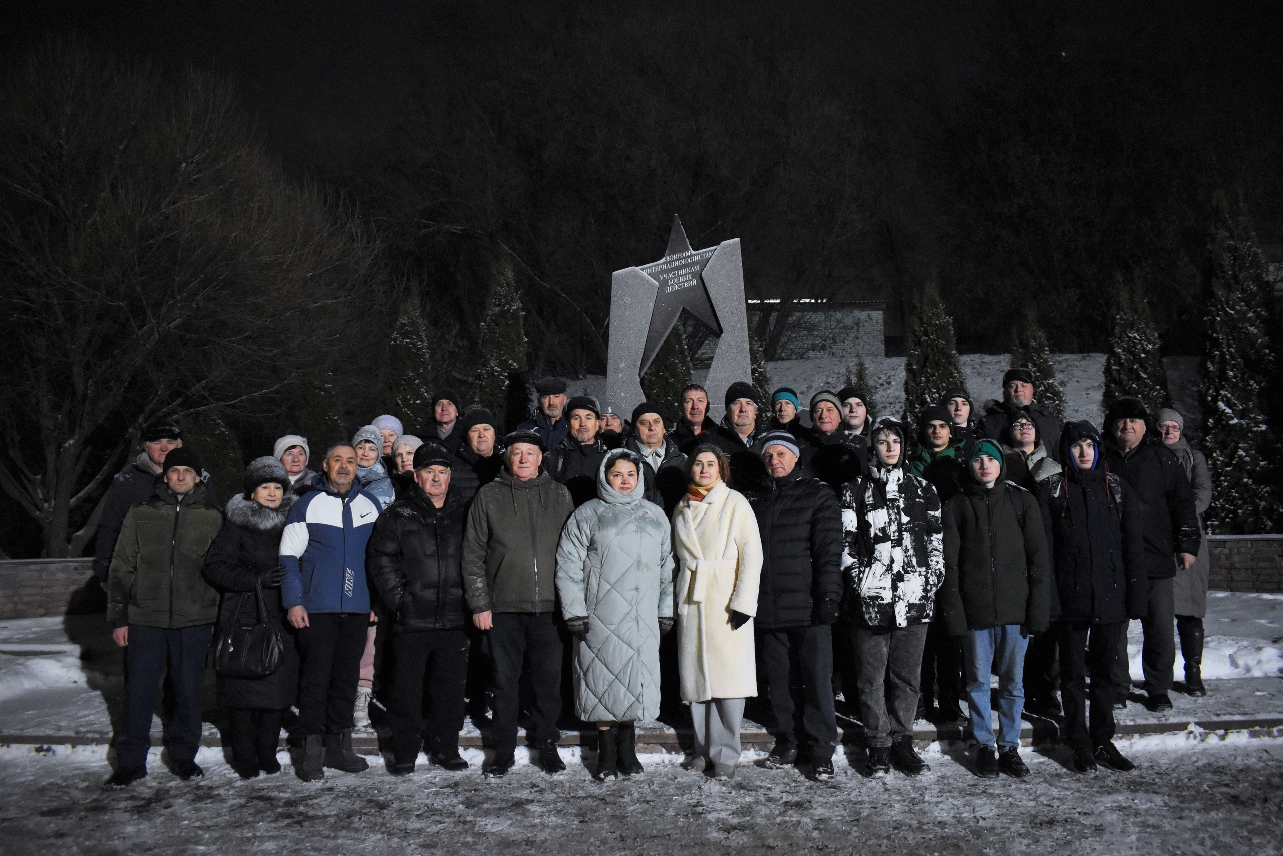 В Кинешме зажгли свечи в память о 46-й годовщине ввода советских войск в Афганистан