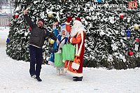 Дед Мороз и Снегурочка дарили жителям Кинешмы календари от Кинешемец.RU
