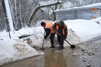 УГХ проводит противопаводковые мероприятия