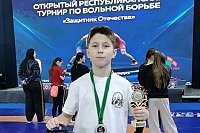 Давид Шигорин выиграл республиканский турнира по вольной борьбе в Белоруссии