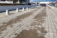 На пл. Революции разваливается плитка, уложенная в рамках благоустройства 2020 года