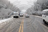 На дороге в Родниковском районе в кювет съехал пассажирский автобус