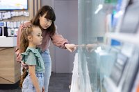 Россияне закупаются портативными колонками для отдыха за городом.