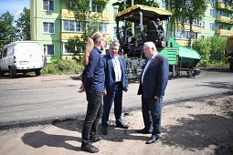 Глава Кинешмы оценил качество асфальтирования городских дорог