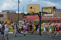В День города в Кинешме на территории Стрелки прошли соревнования по стритболу
