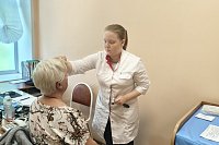 В Луговом провели выездной осмотр узкие специалисты
