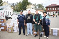 Более 70 коробок гуманитарной помощи собрали в Кинешме для бойцов СВО