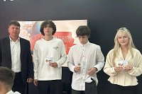 Школьникам Кинешемского района вручили золотые знаки ГТО