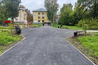 Завершено асфальтирование центральной части сквера «Фабрики №2»