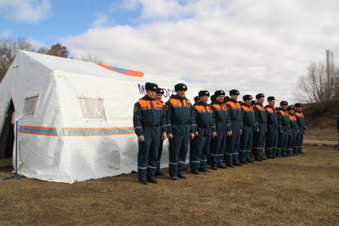 Кинешемские спасатели участвуют в крупномасштабных учениях по предупреждению ЧС фото 2