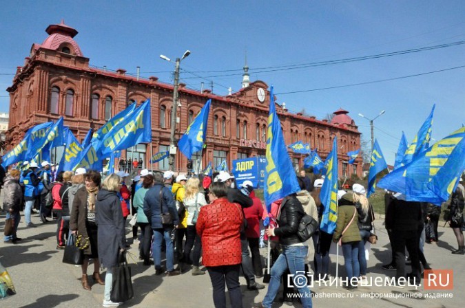 На митинге ЛДПР в Кинешме говорили о грядущей экологической катастрофе в Ивановской области фото 11