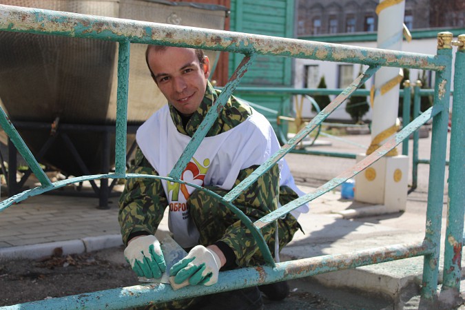 Инвалиды Кинешмы вместе с добровольцами провели субботник фото 7