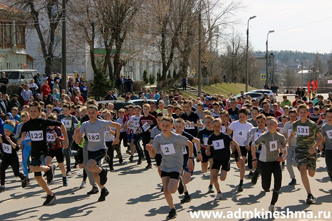 В пробеге маршала Василевского в Кинешме приняли участие более 700 человек фото 28