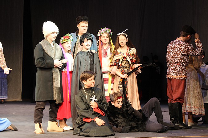 Школа №16 стала победителем фестиваля «Классика на школьной сцене-2019» в Кинешме фото 3