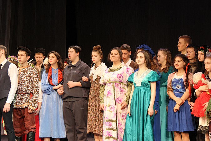 Школа №16 стала победителем фестиваля «Классика на школьной сцене-2019» в Кинешме фото 2