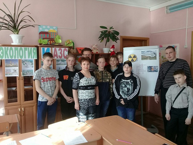 Воспитанники детского дома встретились с представителем Ижорского завода фото 2
