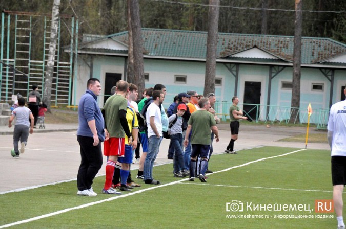 Денис Бояринцев вывел ветеранов «Текстильщика» на поле кинешемского «Волжанина» фото 16