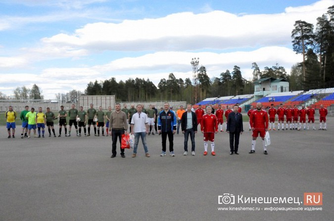 Денис Бояринцев вывел ветеранов «Текстильщика» на поле кинешемского «Волжанина» фото 3