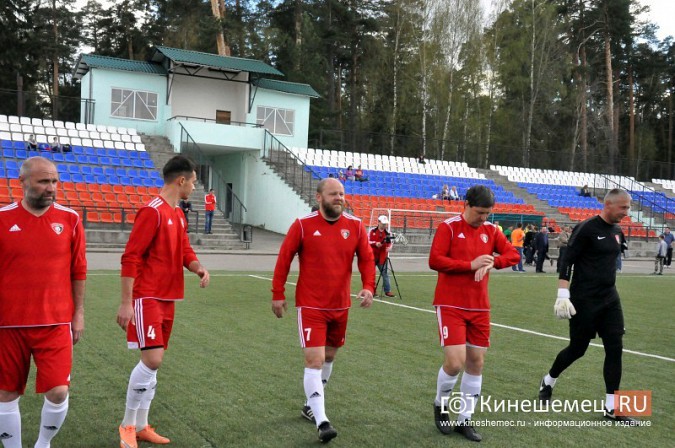 Денис Бояринцев вывел ветеранов «Текстильщика» на поле кинешемского «Волжанина» фото 5
