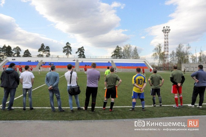 Денис Бояринцев вывел ветеранов «Текстильщика» на поле кинешемского «Волжанина» фото 15