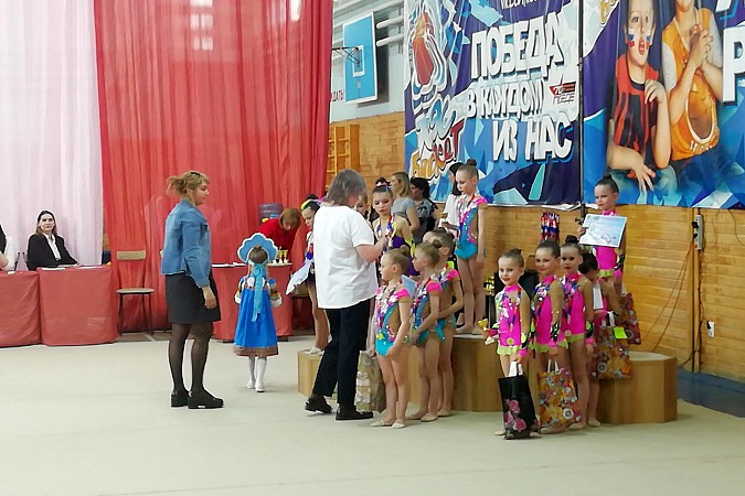 В Кинешме прошли соревнования по художественной гимнастике фото 7