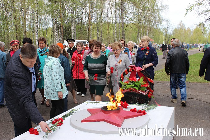 На кладбище «Затенки» прошел митинг, посвященный Дню Победы фото 6