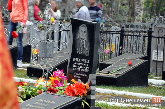 На кинешемском кладбище «Сокольники» прошла гражданская панихида фото 14