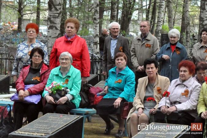 На кинешемском кладбище «Сокольники» прошла гражданская панихида фото 18