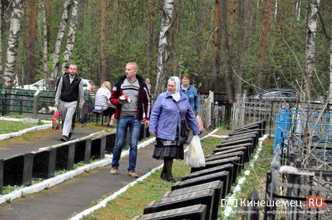 На кинешемском кладбище «Сокольники» прошла гражданская панихида фото 3