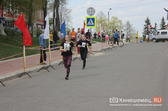 В Кинешме прошла легкоатлетическая эстафета на призы газеты «Приволжская Правда» фото 15