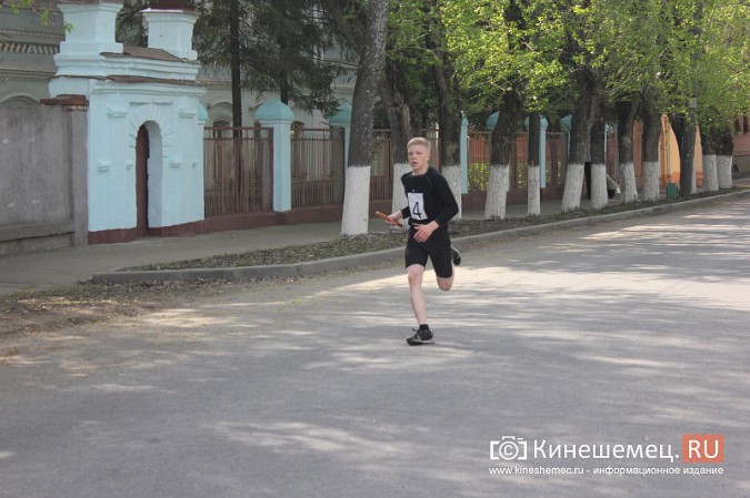 В Кинешме прошла легкоатлетическая эстафета на призы газеты «Приволжская Правда» фото 21