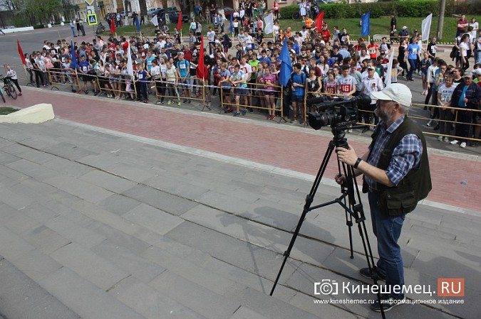 В Кинешме прошла легкоатлетическая эстафета на призы газеты «Приволжская Правда» фото 3