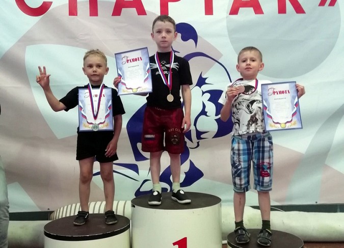 Кинешемцы завоевали 26 медалей на региональном турнире по грэпплингу фото 16