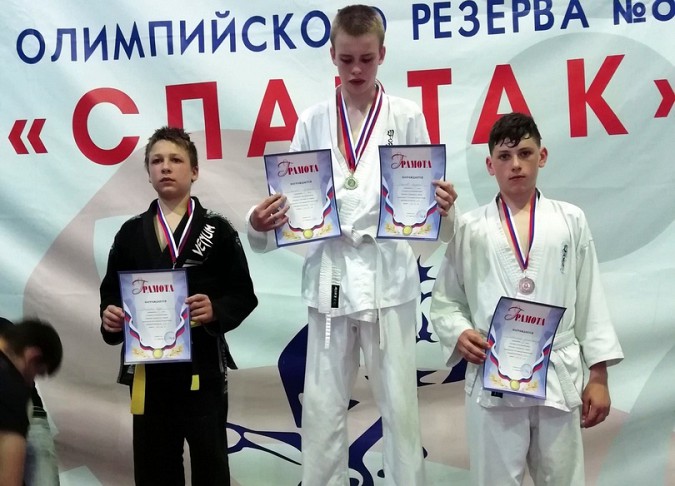 Кинешемцы завоевали 26 медалей на региональном турнире по грэпплингу фото 32