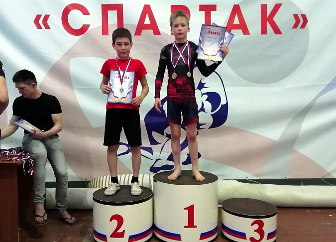 Кинешемцы завоевали 26 медалей на региональном турнире по грэпплингу фото 22