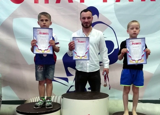 Кинешемцы завоевали 26 медалей на региональном турнире по грэпплингу фото 27