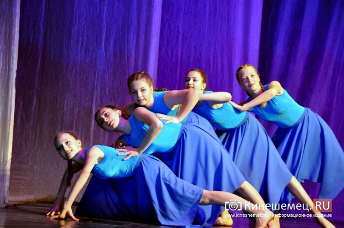 Хореографический коллектив «Вдохновение» выступил с юбилейным концертом в театре фото 2