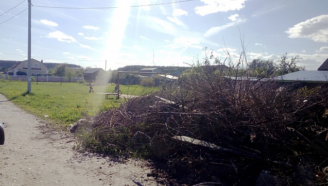 Кинешемцы просят власть обратить внимание на свалки в разных микрорайонах города фото 3