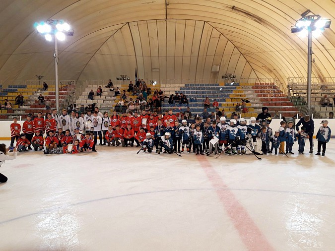 Юные кинешемские хоккеисты получили награды за 2 место в Первенстве Ивановской области фото 3