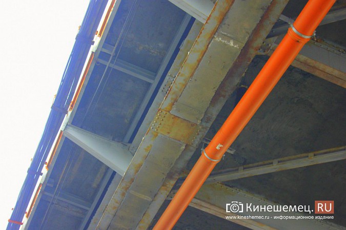 На отремонтированном Никольском мосту в Кинешме выявлена коррозия металлоконструкций фото 7