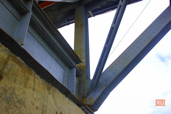 На отремонтированном Никольском мосту в Кинешме выявлена коррозия металлоконструкций фото 3