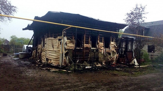 На пожаре в Заволжске погиб 15-летний мальчик фото 4