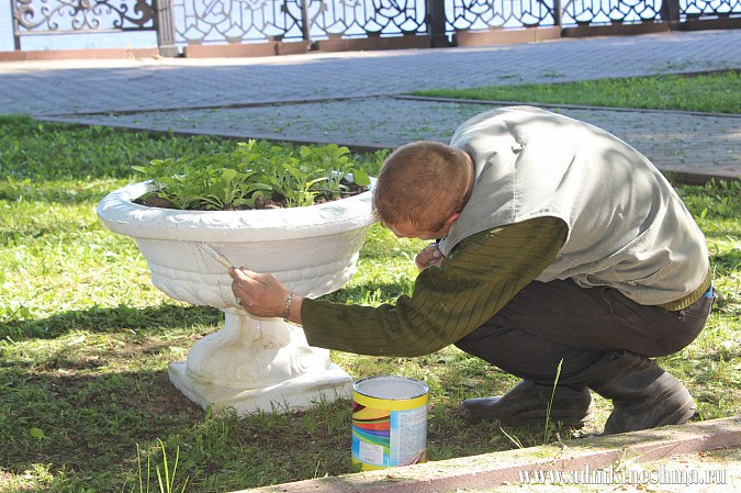 В Кинешме приводят в порядок Волжский бульвар и убирают свалки фото 5