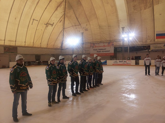 Кинешемская команда «Любители бани» завершила хоккейный сезон «серебром» фото 2
