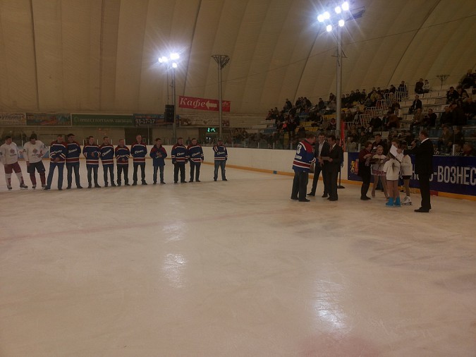 Кинешемская команда «Любители бани» завершила хоккейный сезон «серебром» фото 6