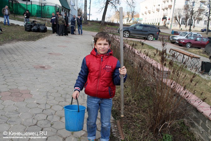 Мемориал воинов-интернационалистов в Кинешме засиял чистотой фото 11